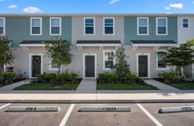 BEAUTIFUL 2 BEDROOM 2.5 BATHROOM TOWNHOME LOCATED IN THE HIGHLY SOUGHT AFTER SKY RANCH COMMUNITY! photos photos