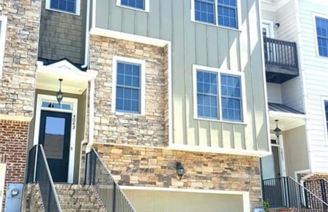 4043 Towne Creek Cove - 4043 Towne Village Dr, Duluth, GA 30097