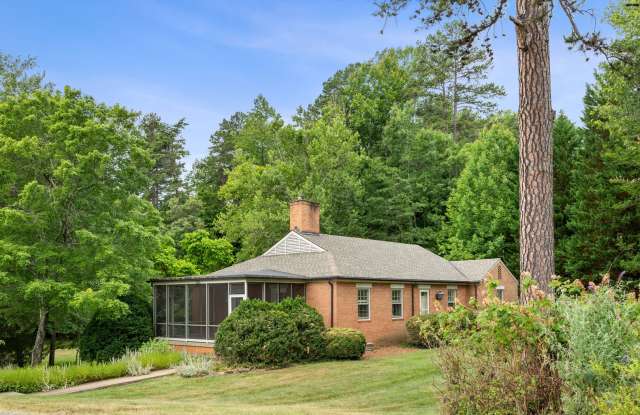 2579 Garth Road- PRICE REDUCTION AND MOVE-IN SPECIAL- DON'T MISS OUT!!! - 2579 Garth Road, Albemarle County, VA 22901