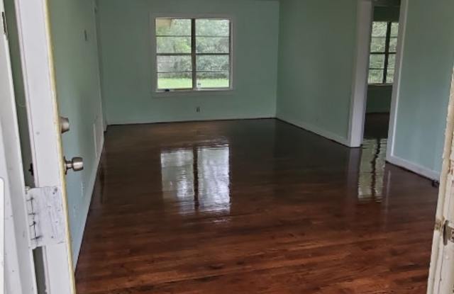 1210 Sewanee Drive photos photos