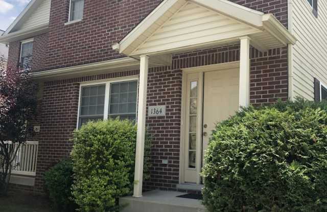 1364 S Cobble Creek Circle Gallery 2