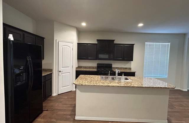 1713 Twin Falls Dr Gallery 4