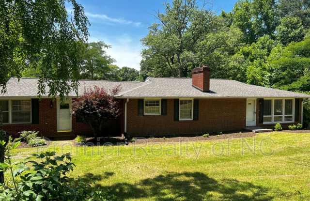 5196 Reynolda Rd - 5196 Reynolda Road, Winston-Salem, NC 27106 5196 Reynolda Rd - 5196 Reynolda Road, Winston-Salem, NC 27106