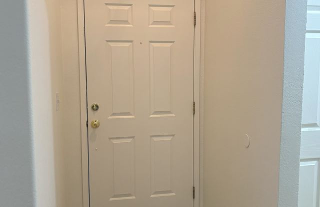 5436 Rockwood Cir Gallery 2