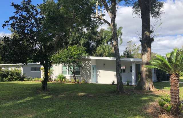 3121 Ivel Drive Gallery 3