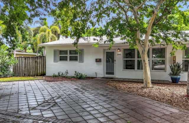 2840 NE 16 Court photos photos