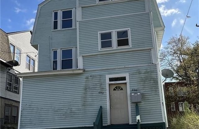 490 Edgewood Street - 490 Edgewood Street, Hartford, CT 06112
