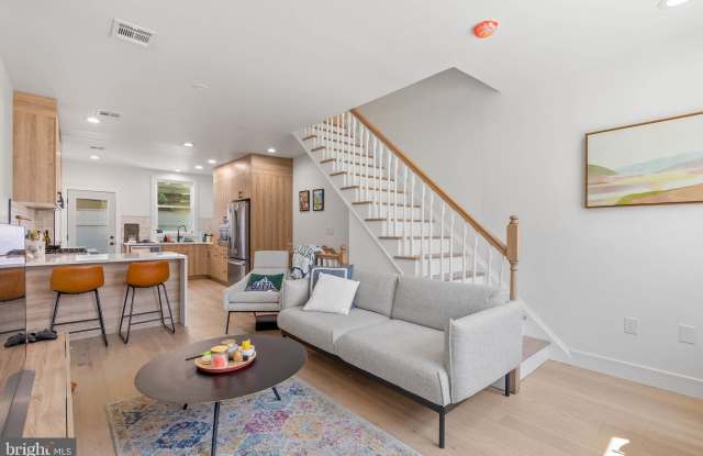 2117 CLYMER Street photos photos