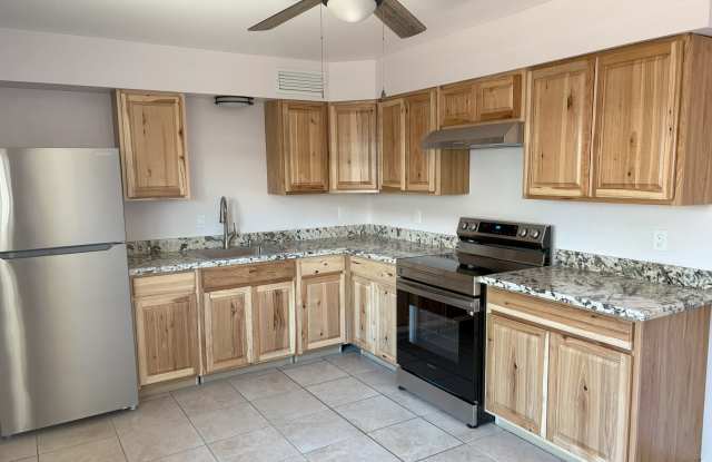 2205 N Madelyn Avenue photos photos