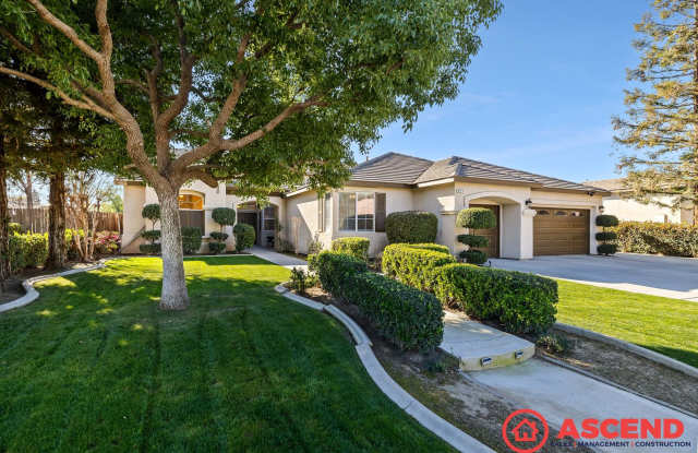 Gorgeous Home In Olive Dr Area! photos photos