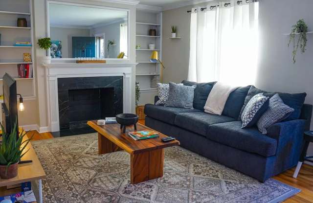 1744 East Broad Street - A photos photos