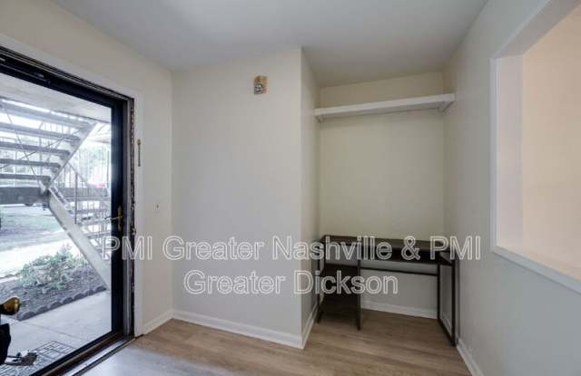 3000 Hillsboro Pike Gallery 3