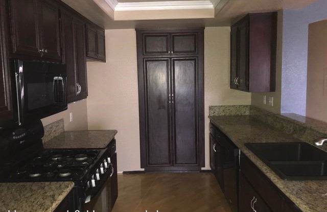 610 Kingswood Ln. Unit A Gallery 2