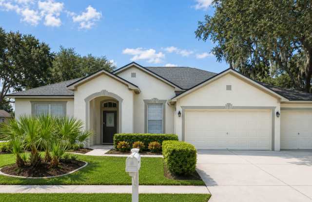 4/3/3 home in Panther Trace - Price reduced photos photos
