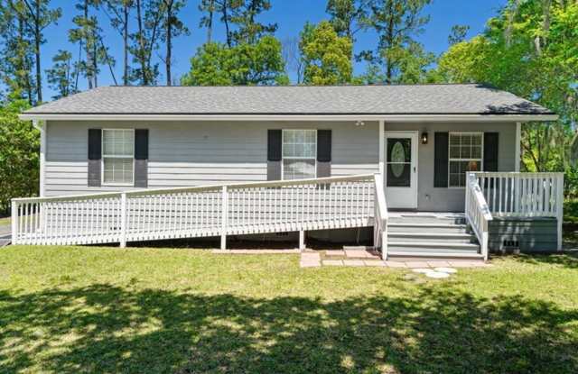 Charming 3 Bedroom Renovated Retreat: Cozy Home with New Upgrades in Serene Neighborhood - 9241 Bearden Road, Jacksonville, FL 32220 Charming 3 Bedroom Renovated Retreat: Cozy Home with New Upgrades in Serene Neighborhood - 9241 Bearden Road, Jacksonville, FL 32220
