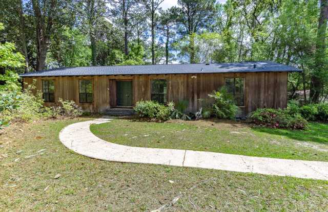 3-Bedroom, 2-Bath with Den in Spanish Fort Estates photos photos