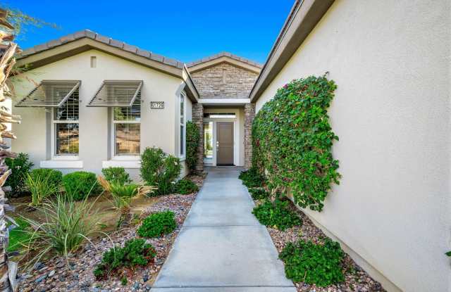 61726 Toro Canyon Way Gallery 4