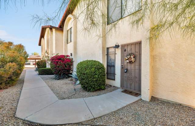 Modern 2-bedroom condo in North Phoenix! photos photos