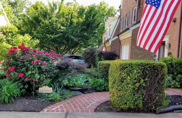 6326 MANCHESTER Way - 6326 Manchester Way, Lincolnia, VA 22312