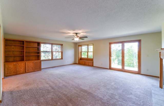 5901 Ruth Drive Gallery 2