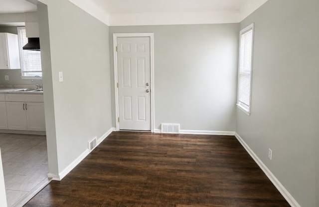 Move-In Ready 3-Bedroom Home with 1.5 Baths and Spacious Living Areas Gallery 4