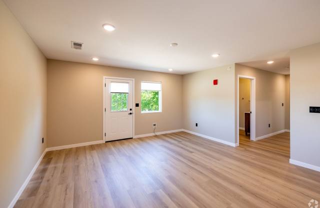 Woodland Hills Townhomes – Comfortable & Convenient Living in Sioux City! Gallery 3