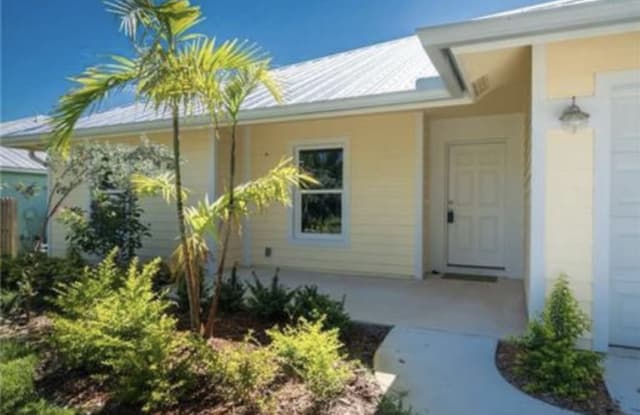 3097 Southwest Virginia Avenue - 3097 Southwest Virginia Avenue, Palm City, FL 34990