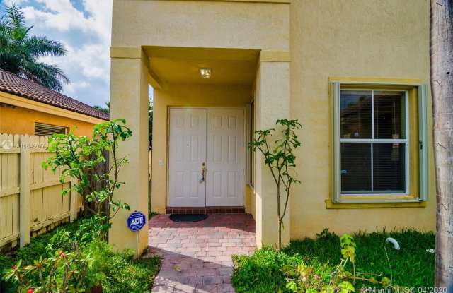 23734 SW 107th Ct Gallery 2