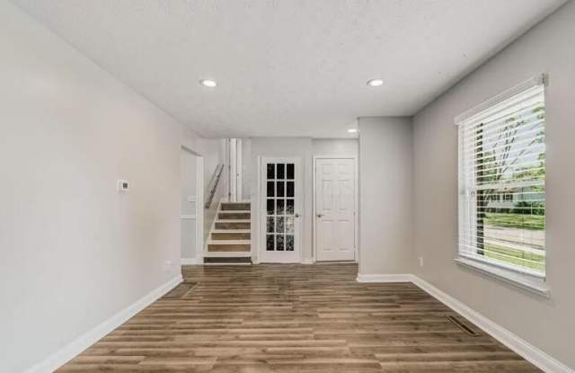 3600 Manila Drive Gallery 2