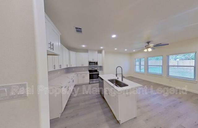 1009 Dubois St. Gallery 1