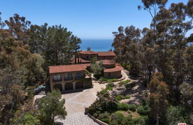 23806 Malibu Crest Dr photos photos