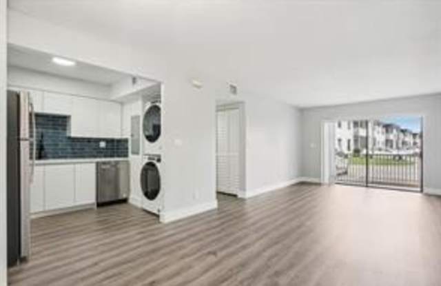 3244 NW 84th Avenue Gallery 2