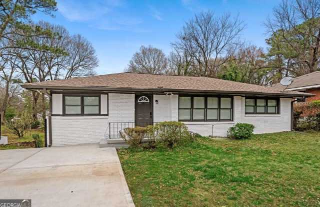 668 Custer AVE SE A photos photos