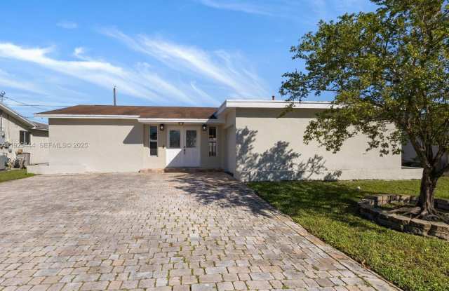 11431 NW 29th St - 11431 Northwest 29th Street, Sunrise, FL 33323