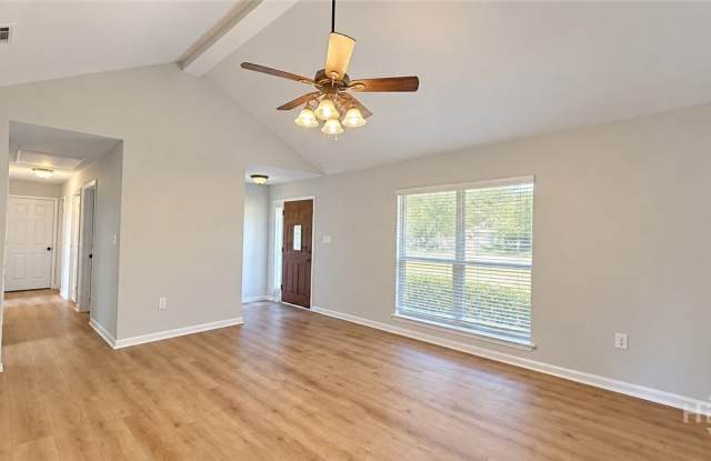 124 Dearborn Drive Gallery 4