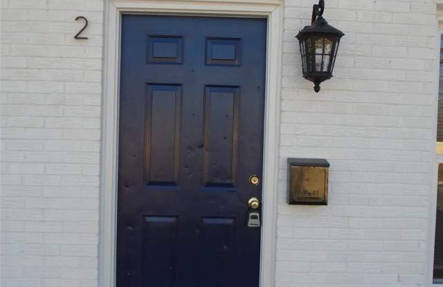 1111 Belmont Avenue Gallery 2