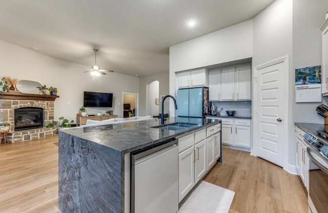 1249 Meridian Drive Gallery 4