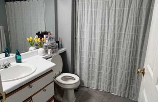 3065 Poplar Creek Dr SE Gallery 4