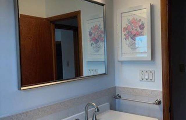 1149 Inwood Terrace Gallery 4