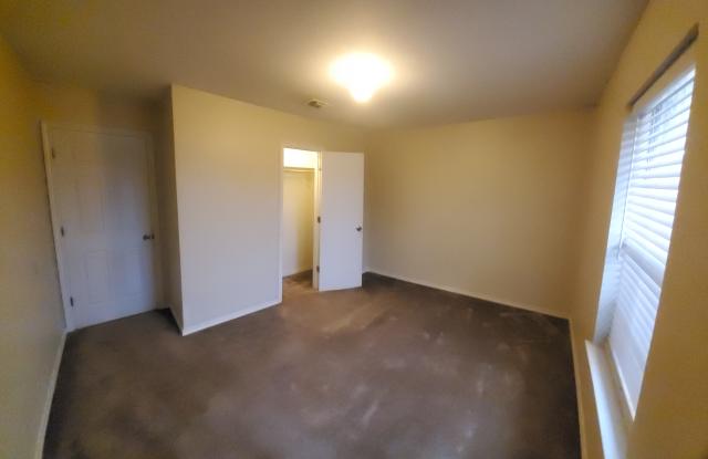 507 Denison Cir Gallery 2