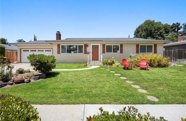 2825 Woodbine Avenue photos photos