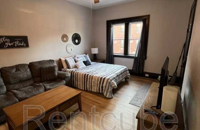 247 W 11th Street photos photos