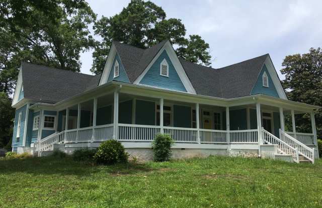 100 Couper St. - 100 Couper Street, Rome, GA 30161