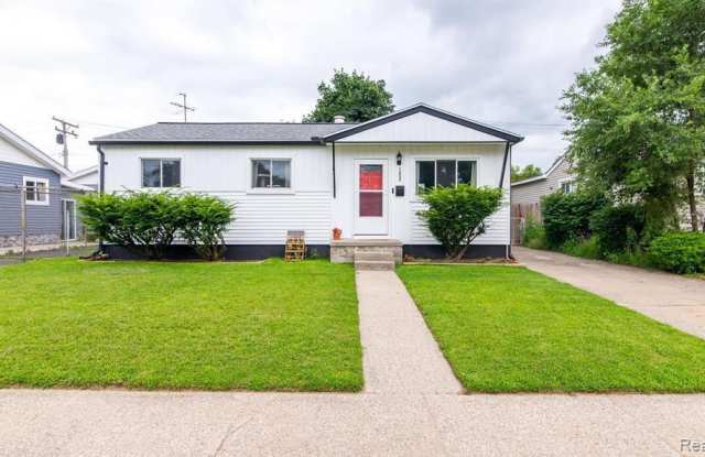 1203 Commonwealth Avenue photos photos