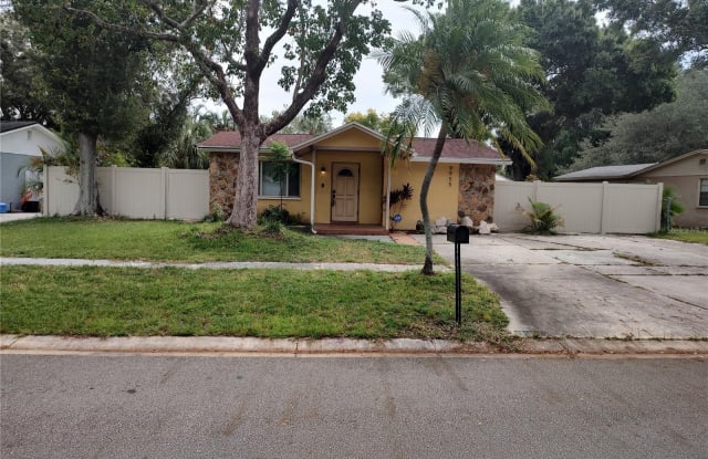 9955 61ST WAY N - 9955 61st Way, Pinellas Park, FL 33782