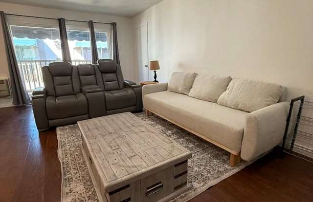 Furnished Top-Floor West LA Townhome Near Sawtelle and UCLA photos photos Furnished Top-Floor West LA Townhome Near Sawtelle and UCLA photos photos