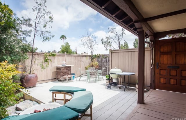 6853 Camrose Drive Gallery 2