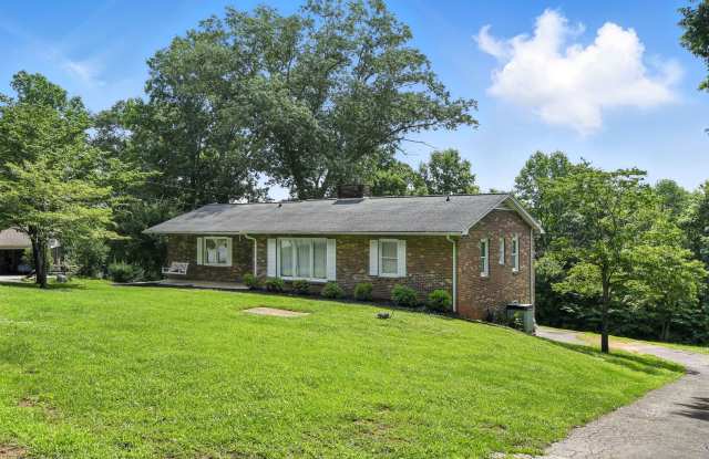 Spacious 3 Bed, 3 Bath Home on an Acre – Move-In Ready! - 5212 Walter Starnes Road, Caldwell County, NC 28630 Spacious 3 Bed, 3 Bath Home on an Acre – Move-In Ready! - 5212 Walter Starnes Road, Caldwell County, NC 28630