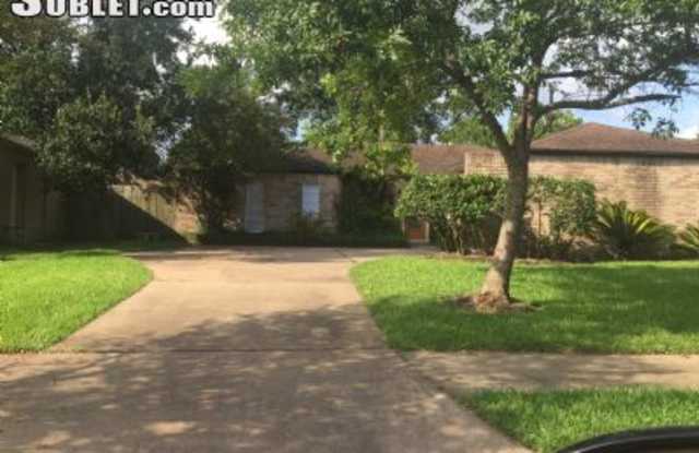 12010 Rocky Knoll - 12010 Rocky Knoll Drive, Houston, TX 77077