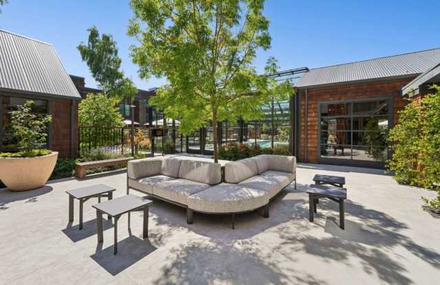 Indian Creek Apartments Gallery 2